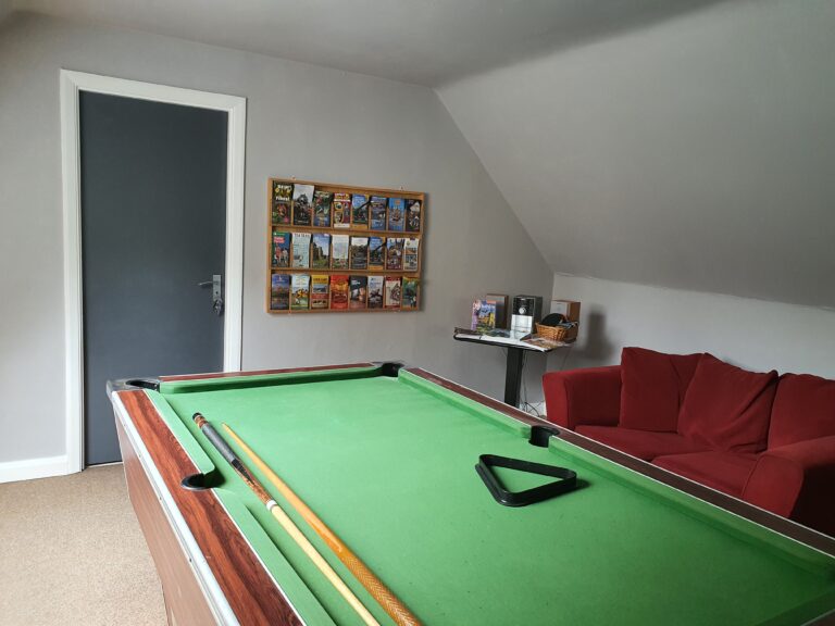 games rooms. common room, visitor information, leaflets, tourist information, self catering, cottages with pool table, cottages with table tennis