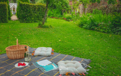 Garden Games and Summer Evenings at Cliff House Holiday Cottages